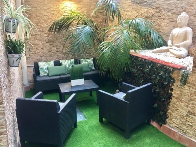 Front Arc Gasthof Barcelona